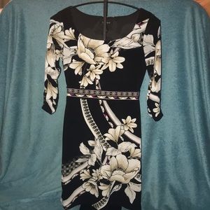 WHBM quarter length sleeve mini dress